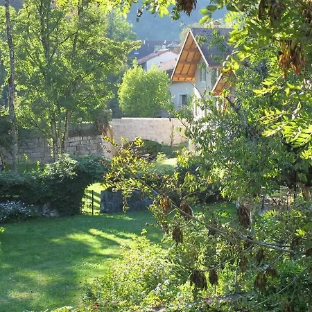 Maison Avec Riviere Entre Geneve Et Annecy Chanay